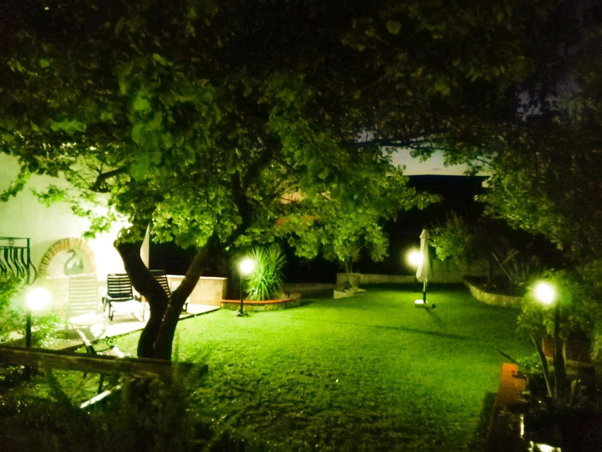 B&B Maison Villa Vittorio Avella Exteriör bild