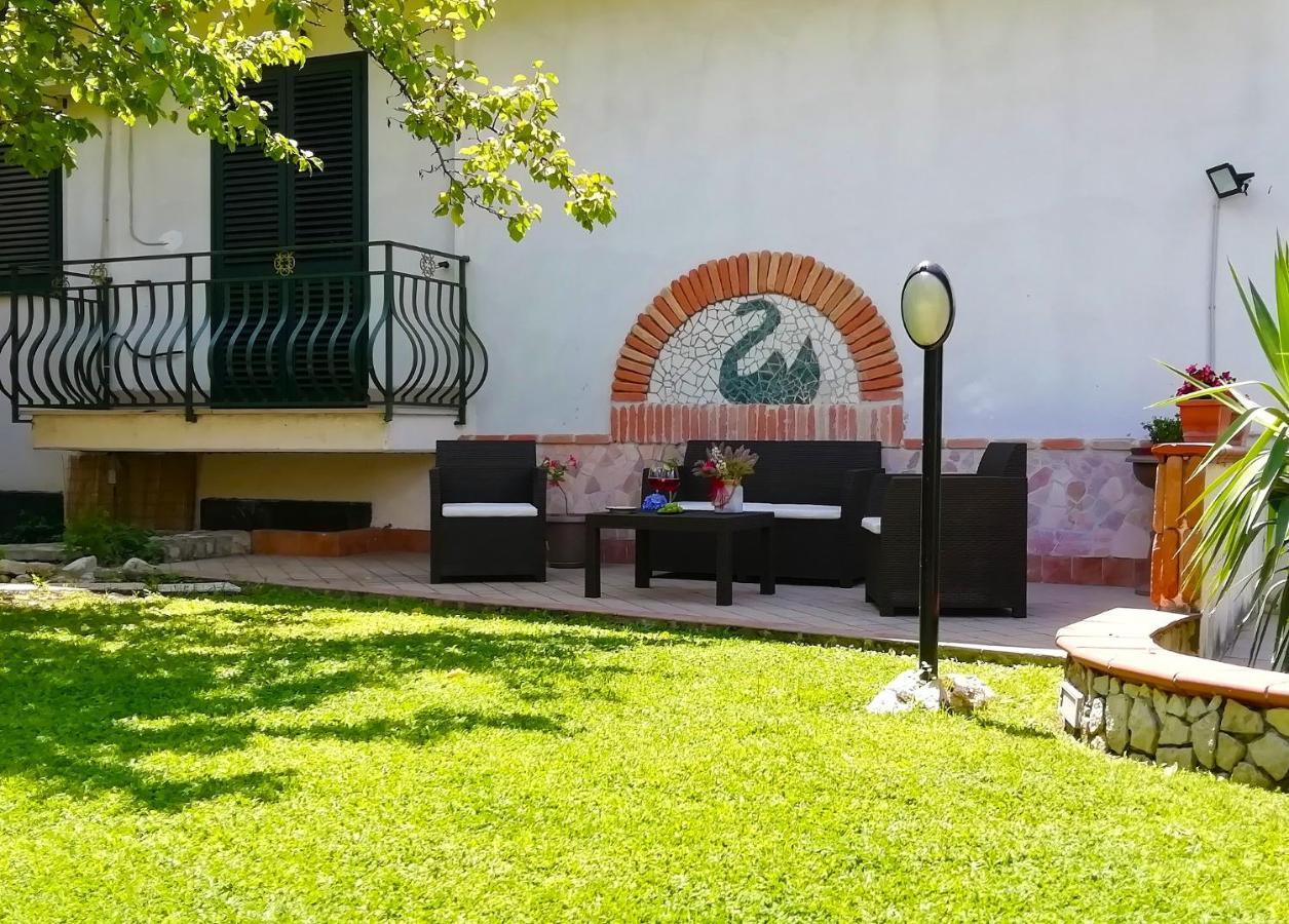 B&B Maison Villa Vittorio Avella Exteriör bild