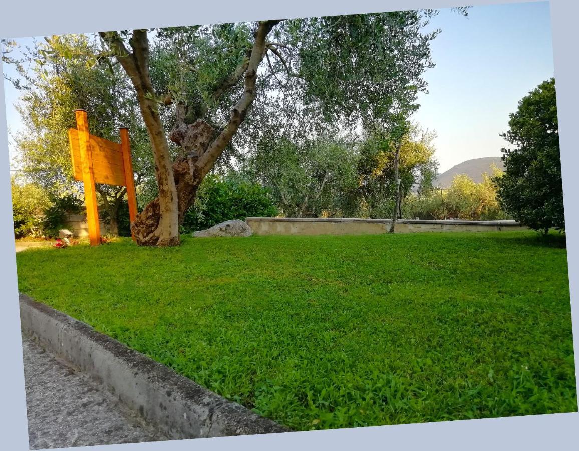 B&B Maison Villa Vittorio Avella Exteriör bild