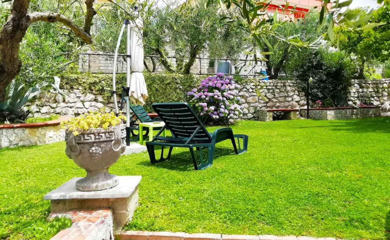 B&B Maison Villa Vittorio Avella Exteriör bild