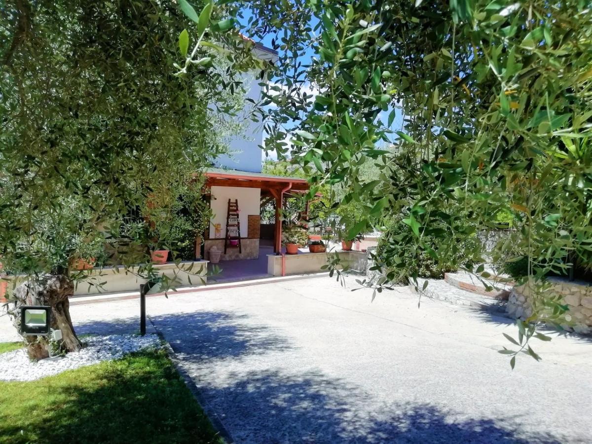 B&B Maison Villa Vittorio Avella Exteriör bild